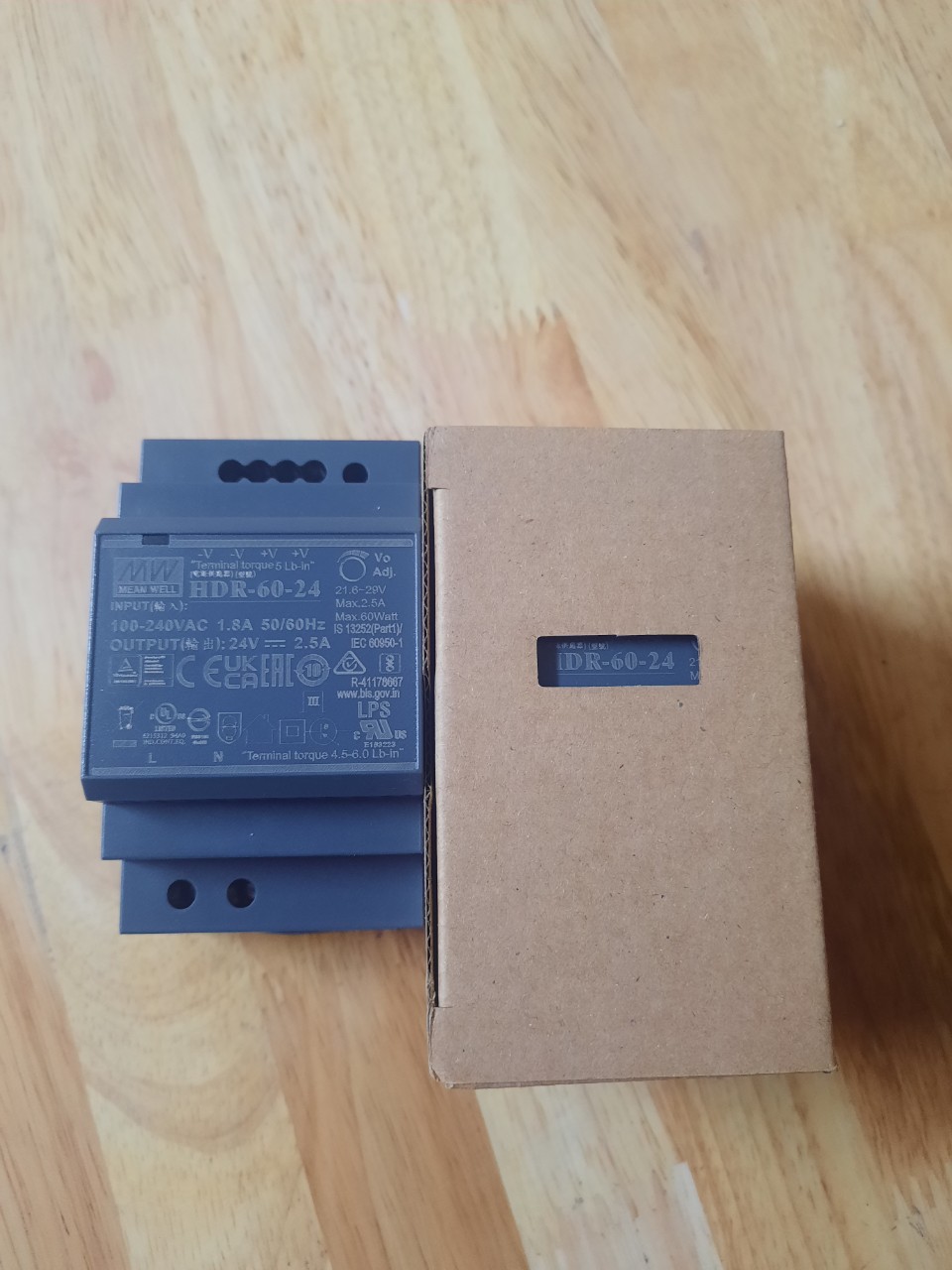 Nguồn DC  24V 2.5A Meanwell